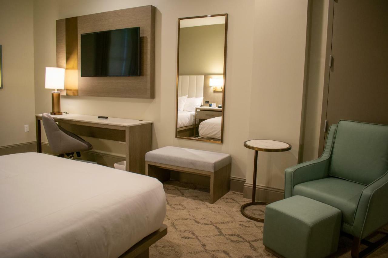 Centennial Plaza 3* Gulfport