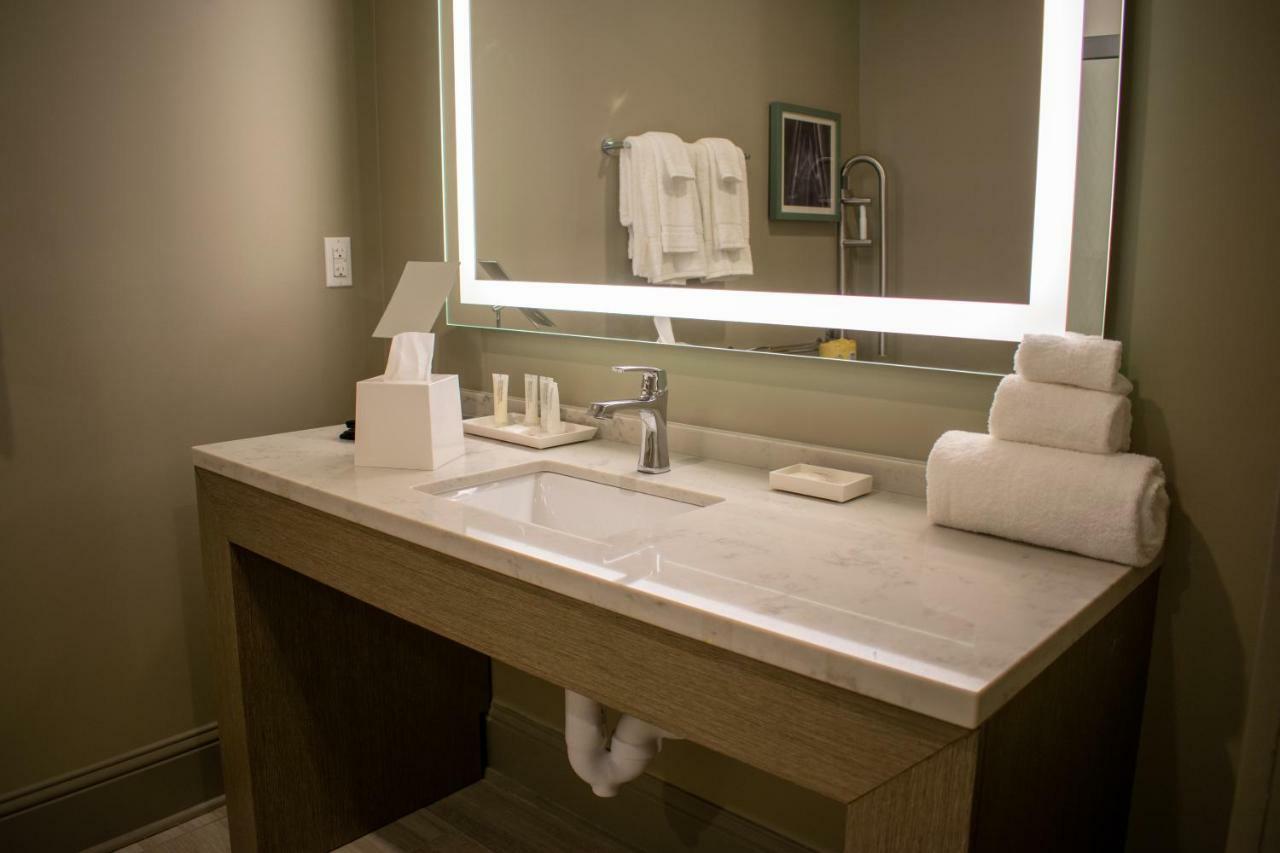 Centennial Plaza Hotel Gulfport